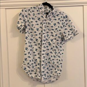 J crew short sleeve button down XS